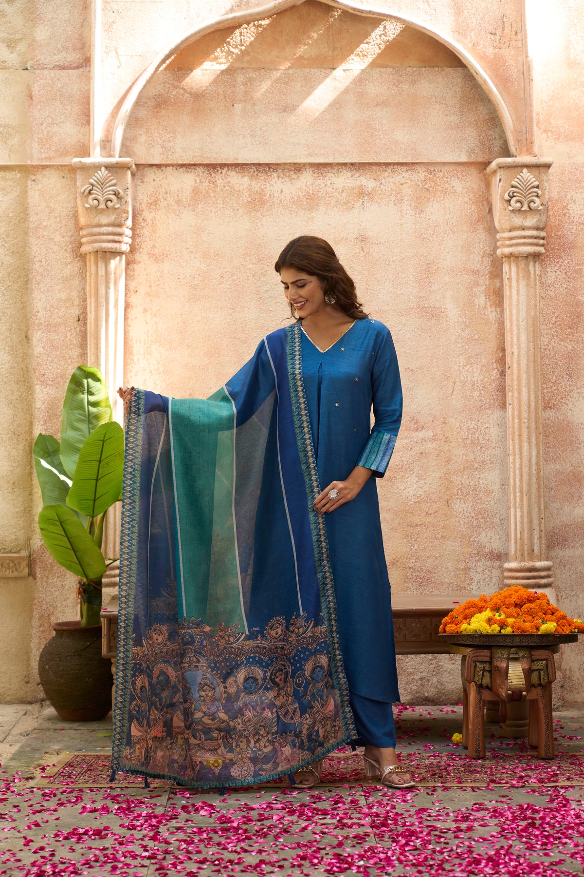 Ambarikaa Dola Silk Suit Set