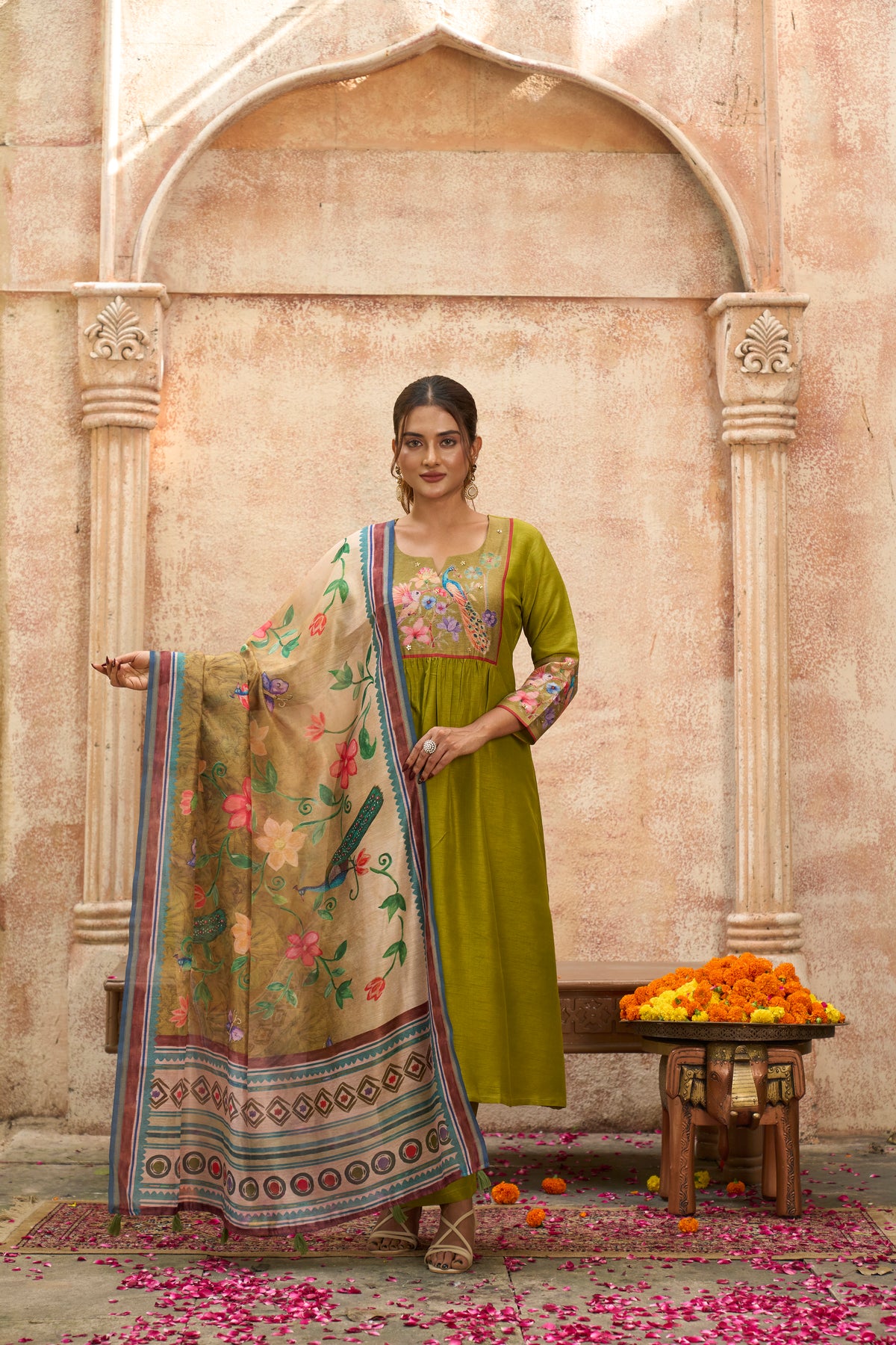 Peacock Glory Dola Silk Suit Set