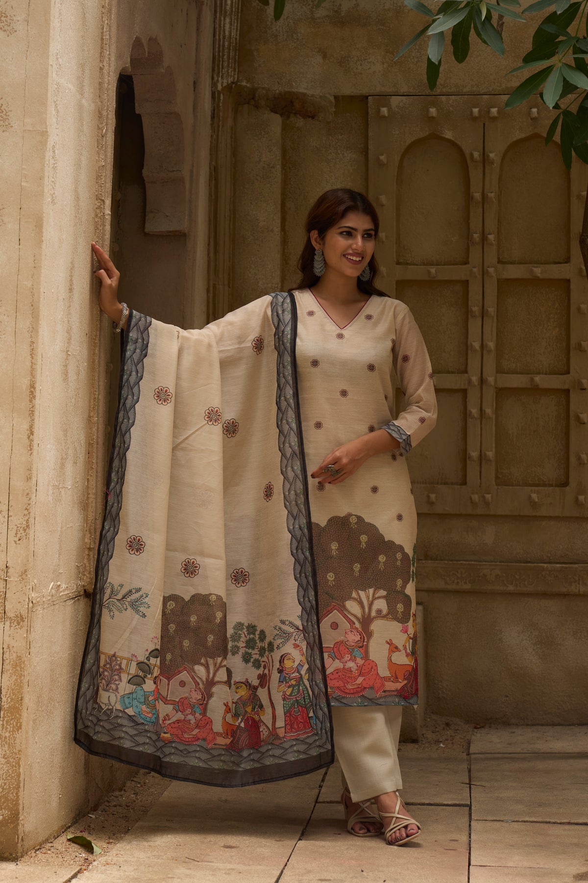 Katha Kalp Suit Set Sale