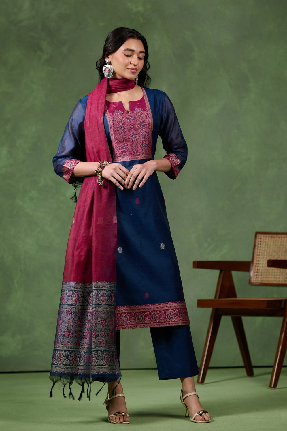 The Weave Note Suit Set