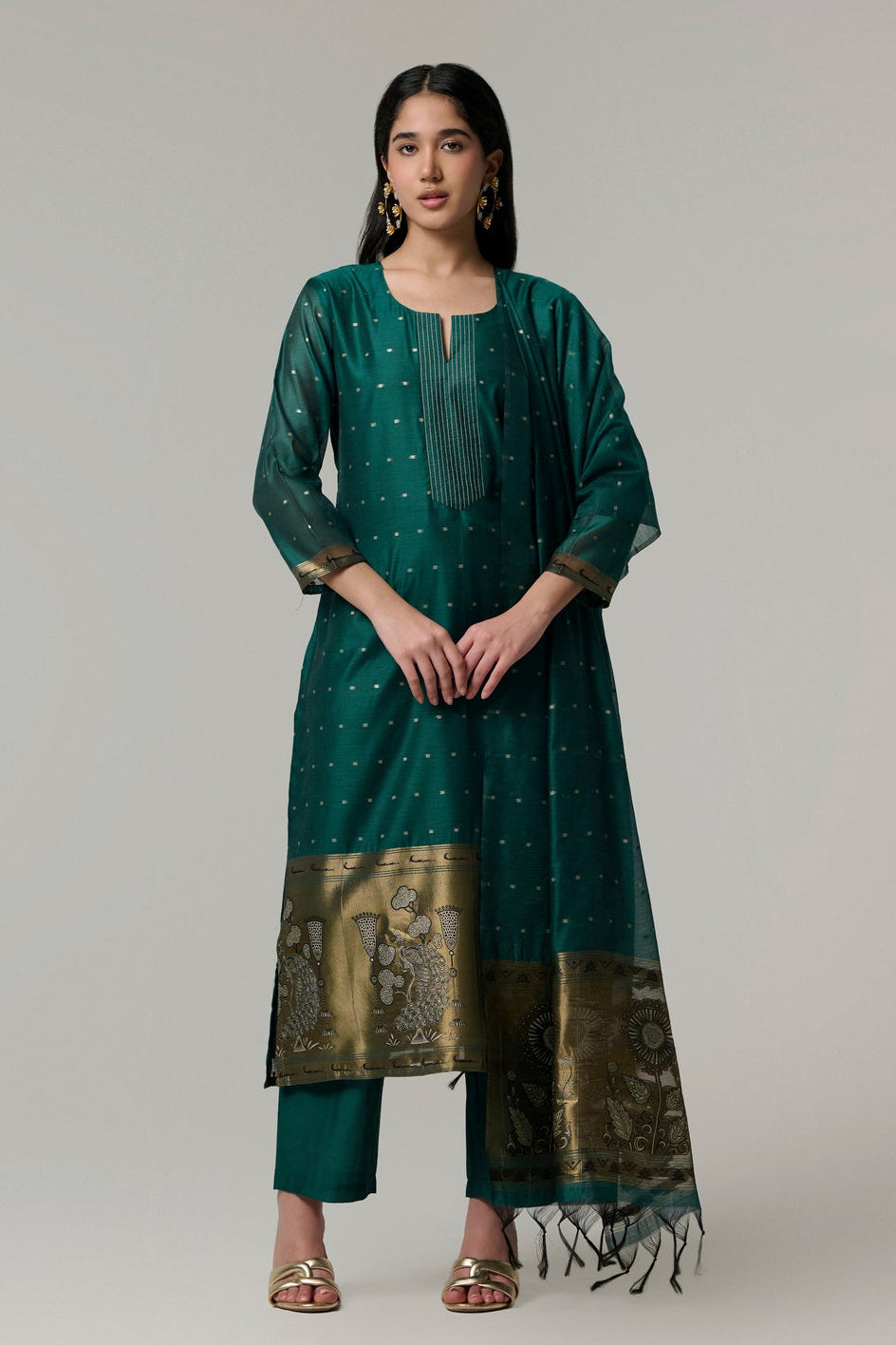 Kaamini Green Suit Set