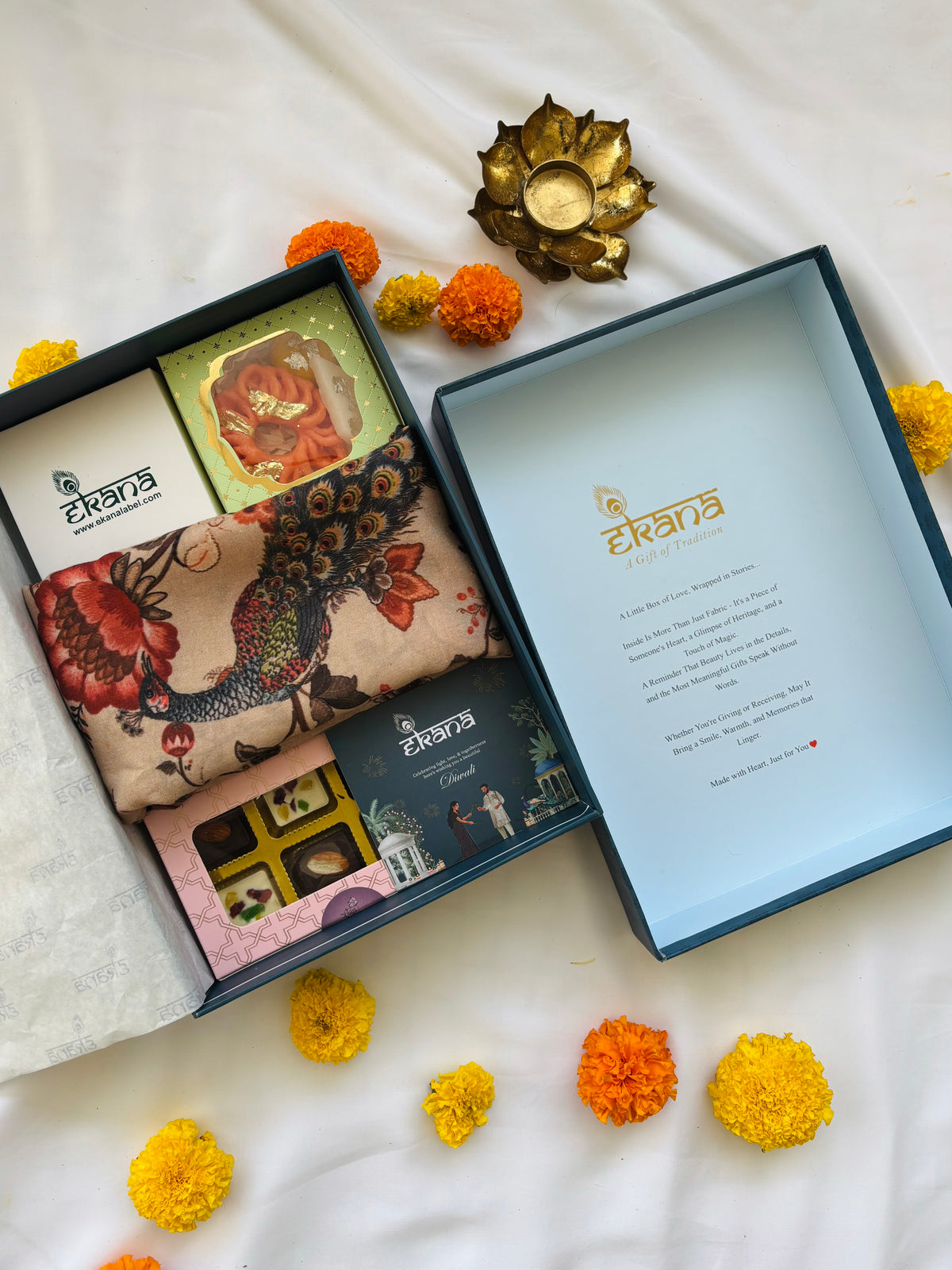 Floral Peacock Gift Hamper