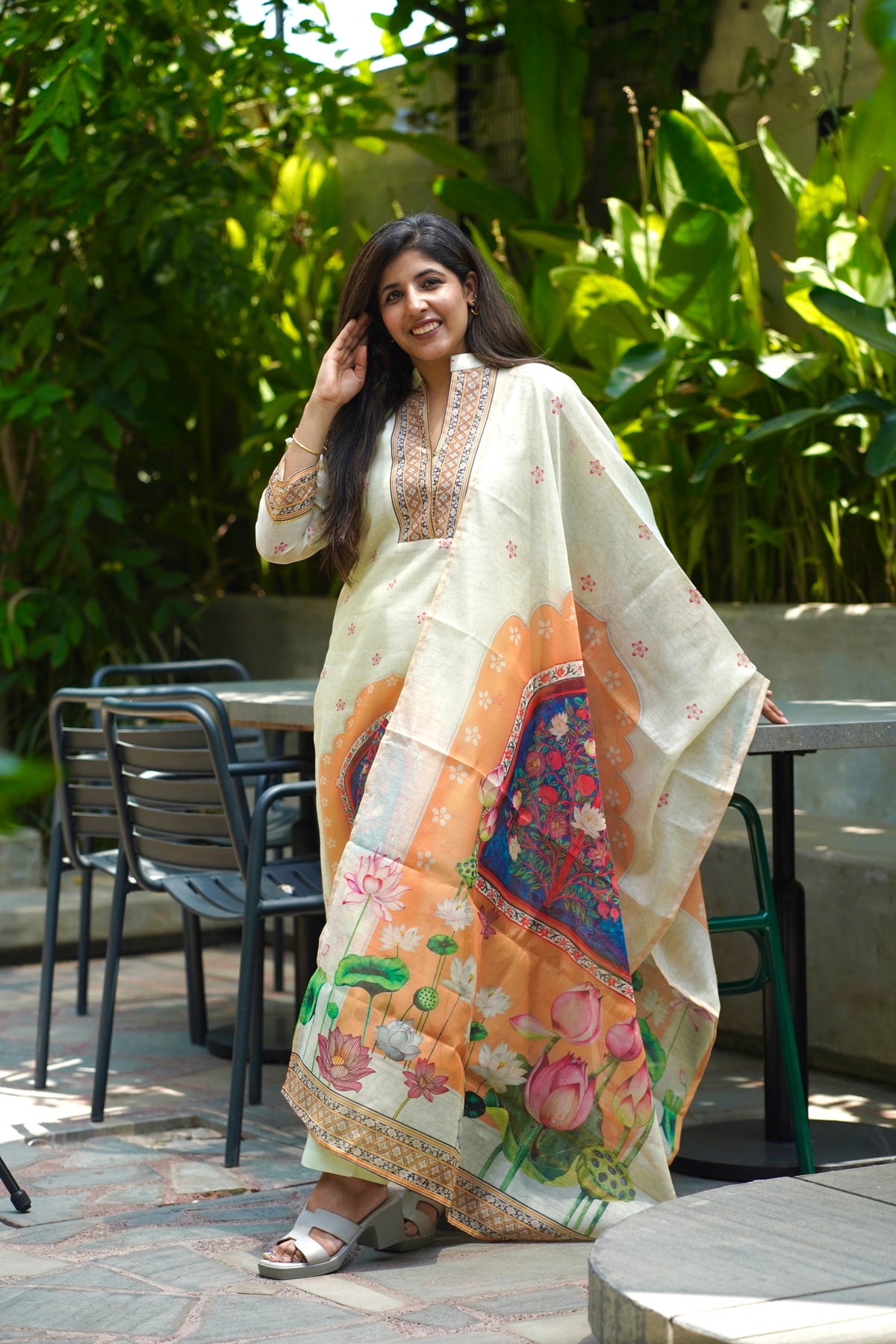 Phoolon Ki Jharokha Dupatta