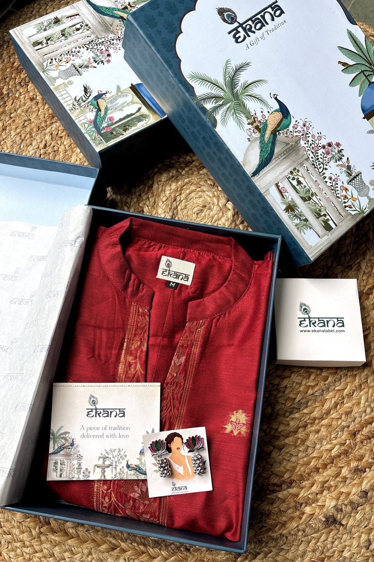 Festive Hamper (Gift Box + Jewellery)
