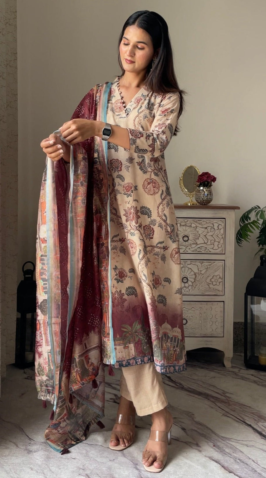 crepe dress neck designs Patiala Salwar Crepe Suit Neck Designs Patiala Suit Punjabi Dress Neck Images Patiala Suit Neck Design
