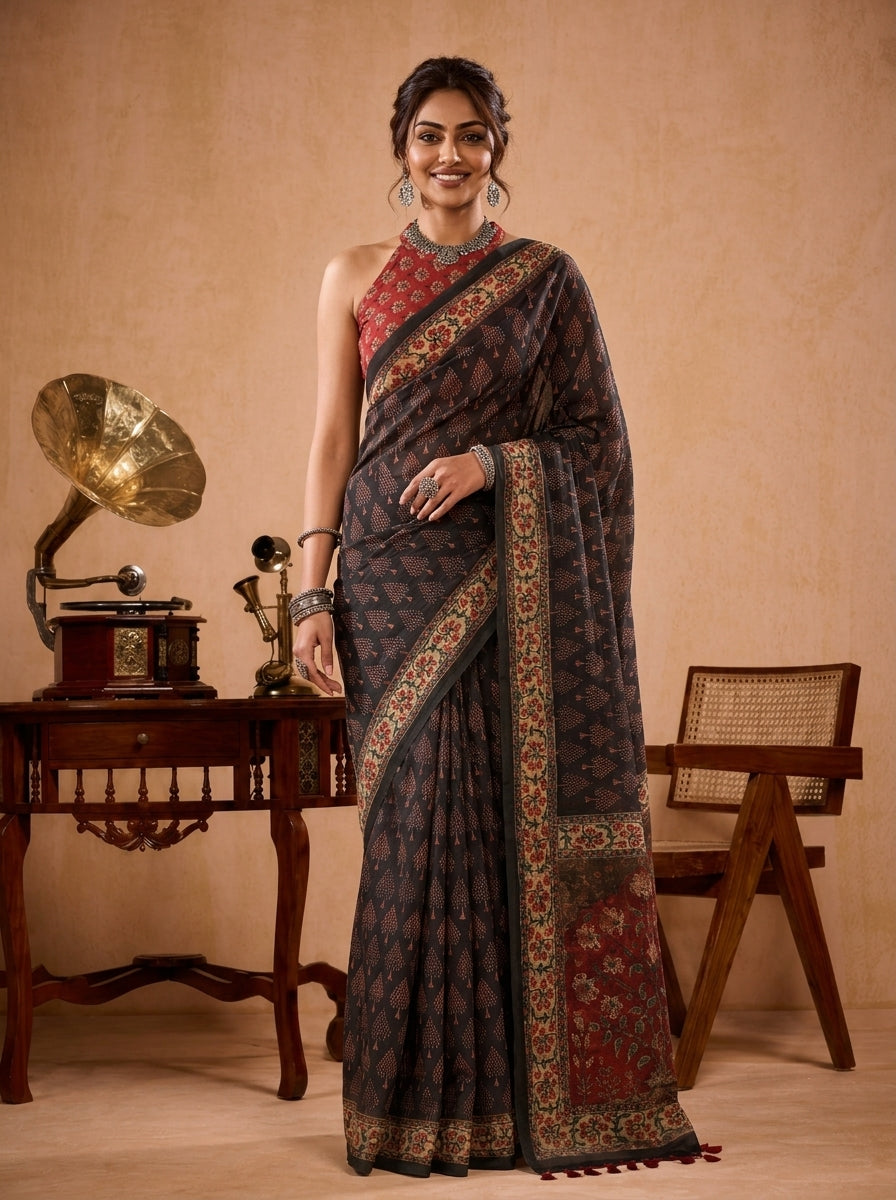 Gomti Gatha Saree