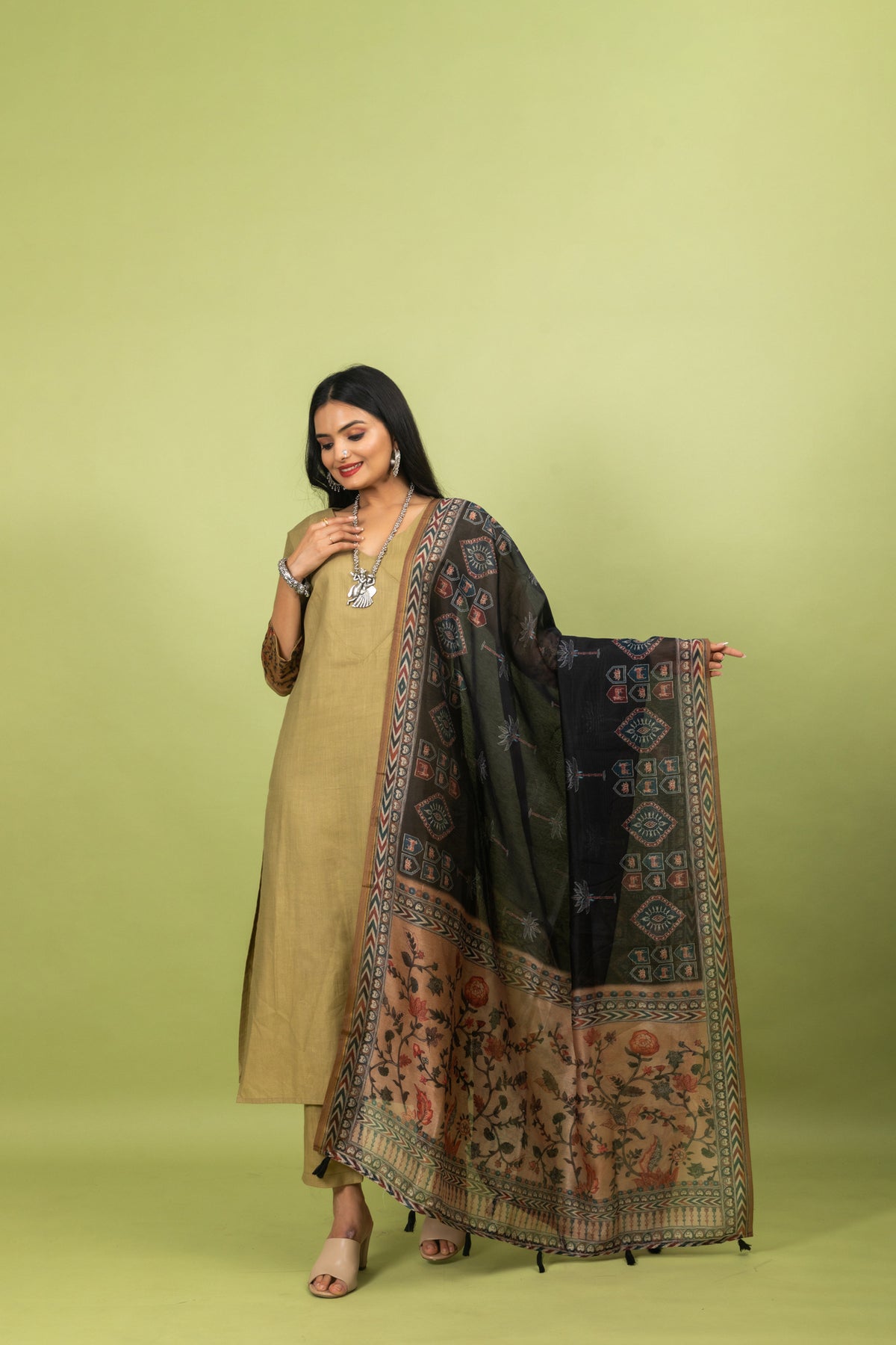 Inara Black Dupatta-Dupatta-Ekana Label