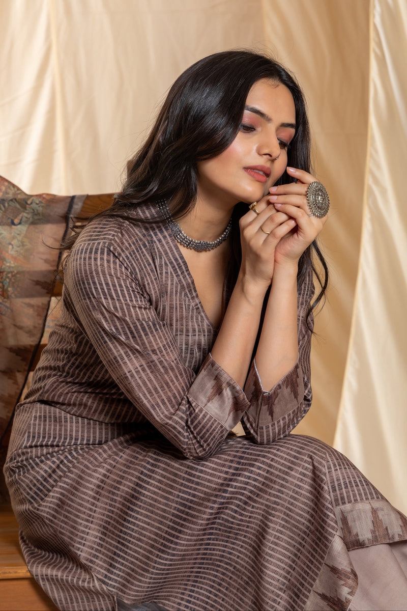 Riyaanvi Stripe Straight Suit Set-Suit Set-Ekana Label