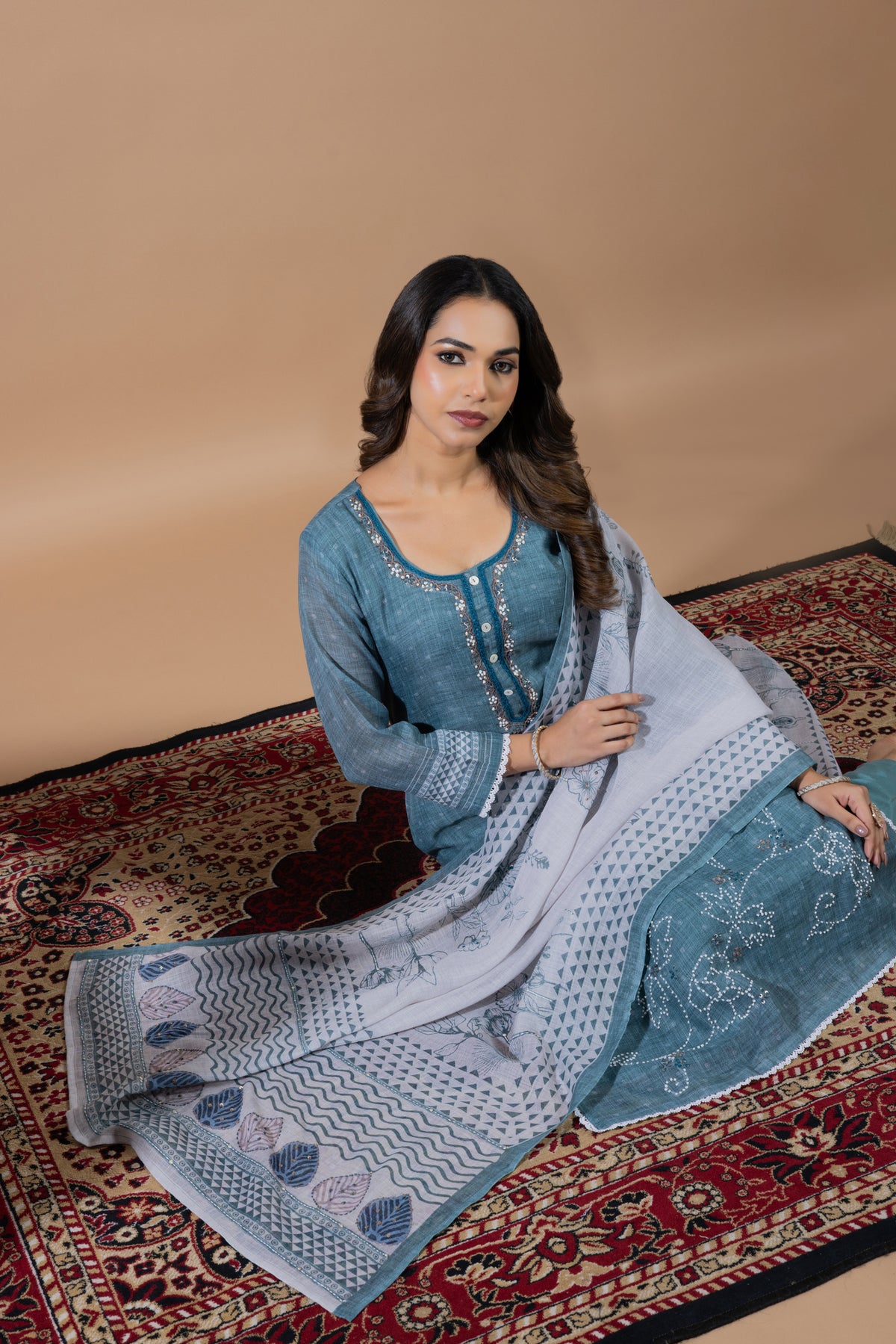 Sada Style Handwork Suit Set