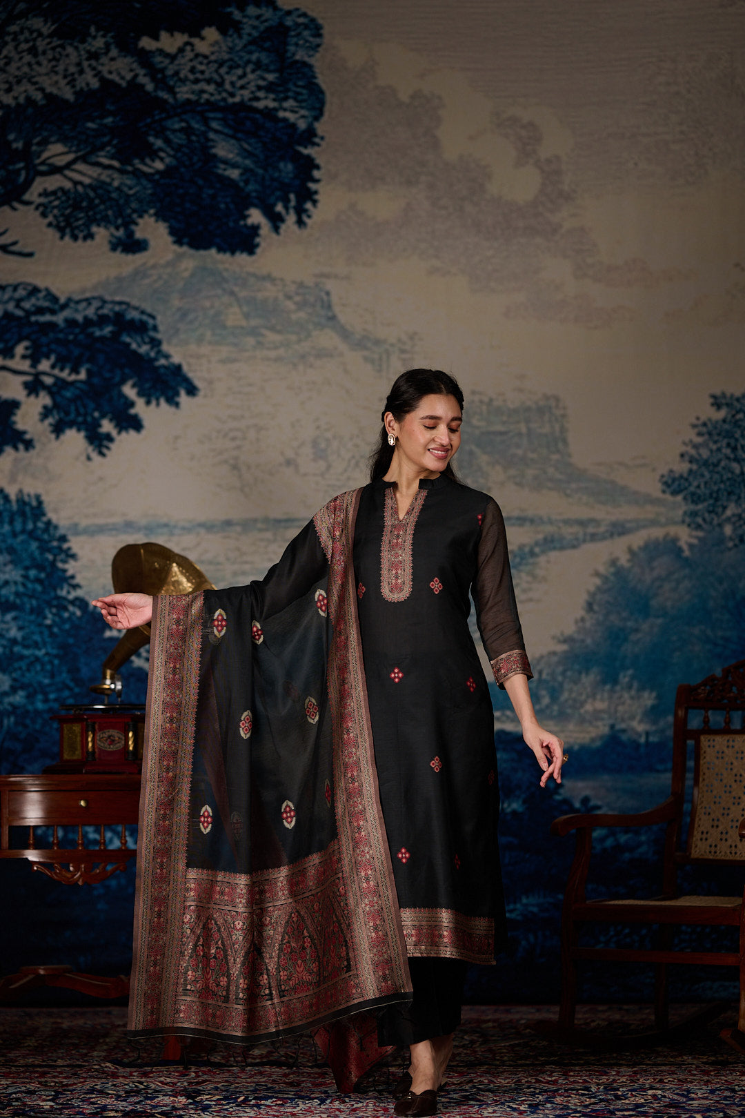 Naaz Jamdani Suit Set