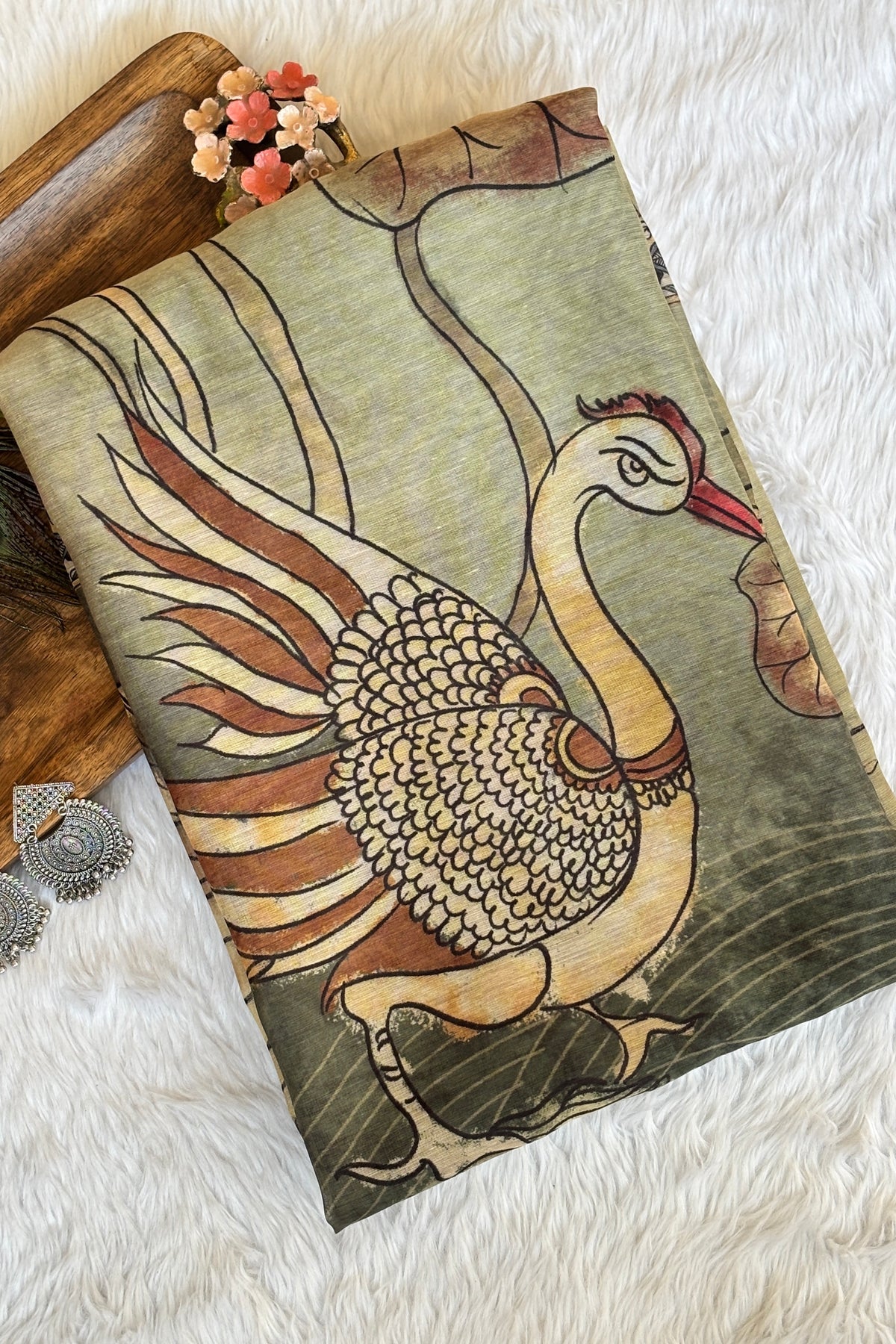Hamsini Lotus Pond Saree