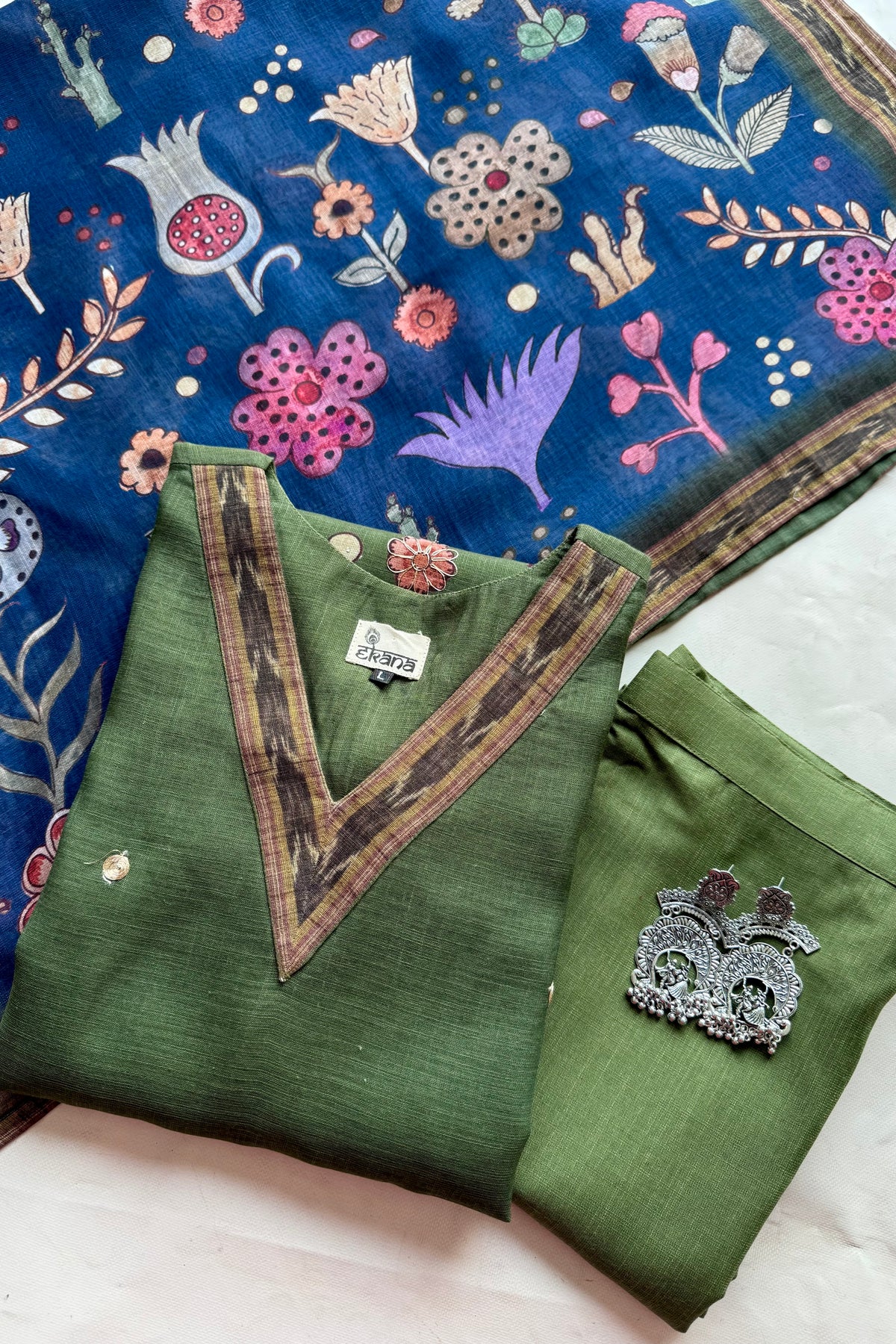 Baagh Basera Handwork Suit Set