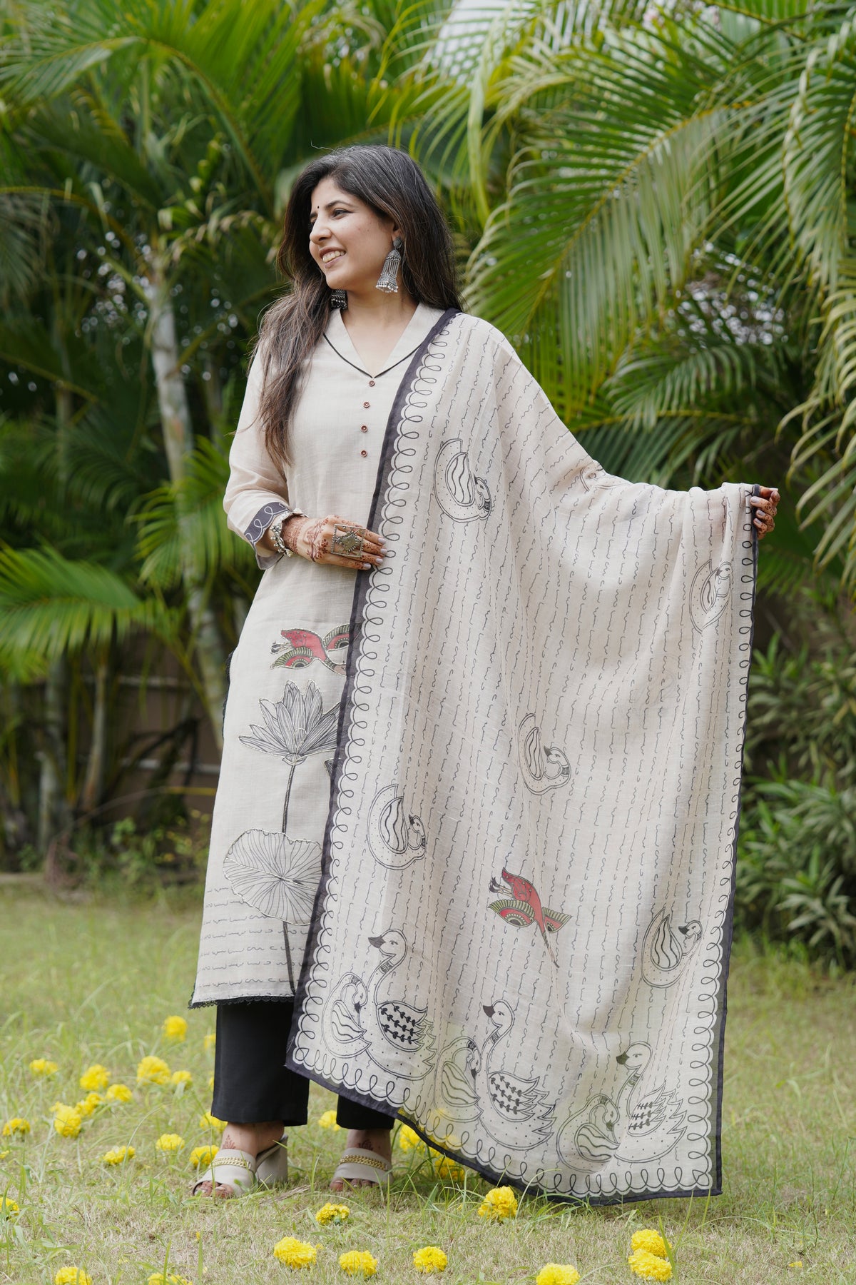 Swan Leher Handwork Suit Set