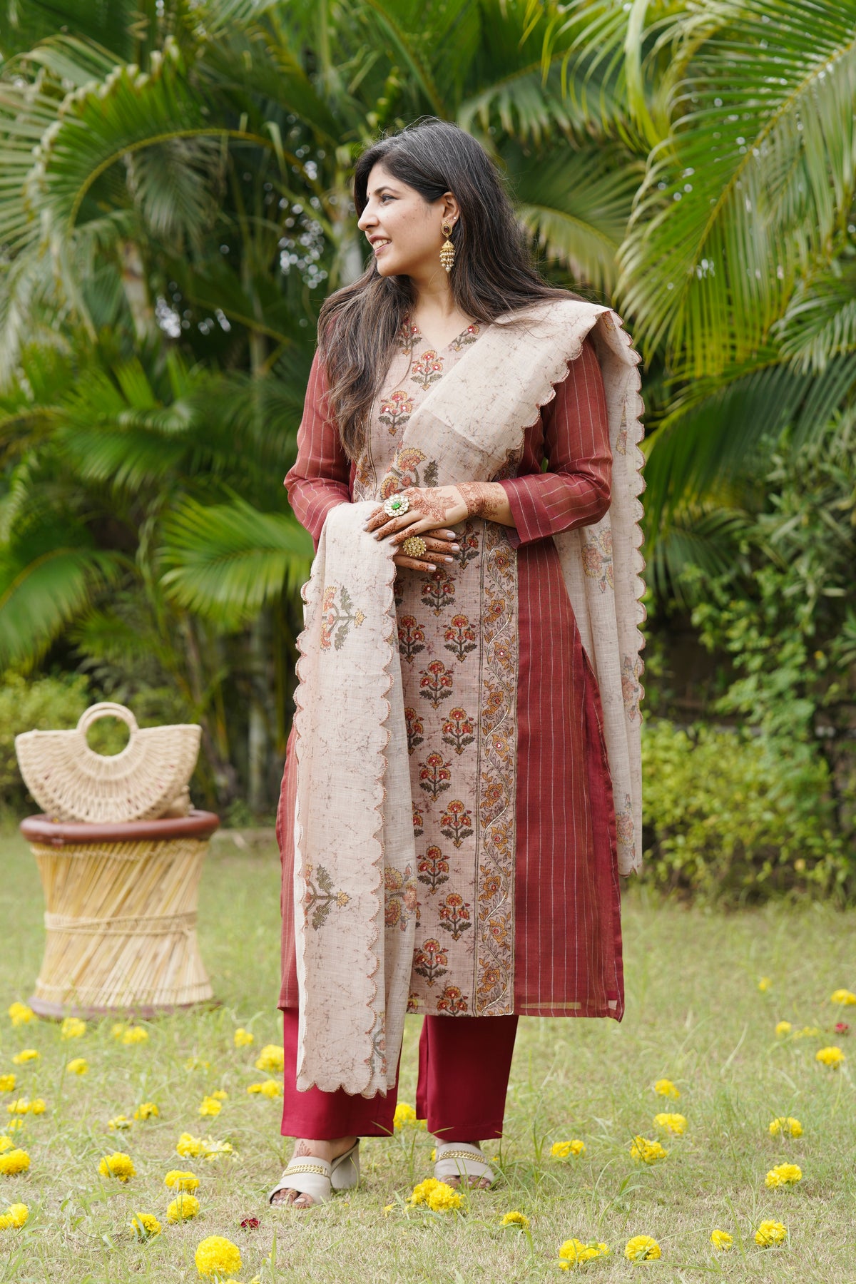 Ayat Aaina Handwork Suit Set