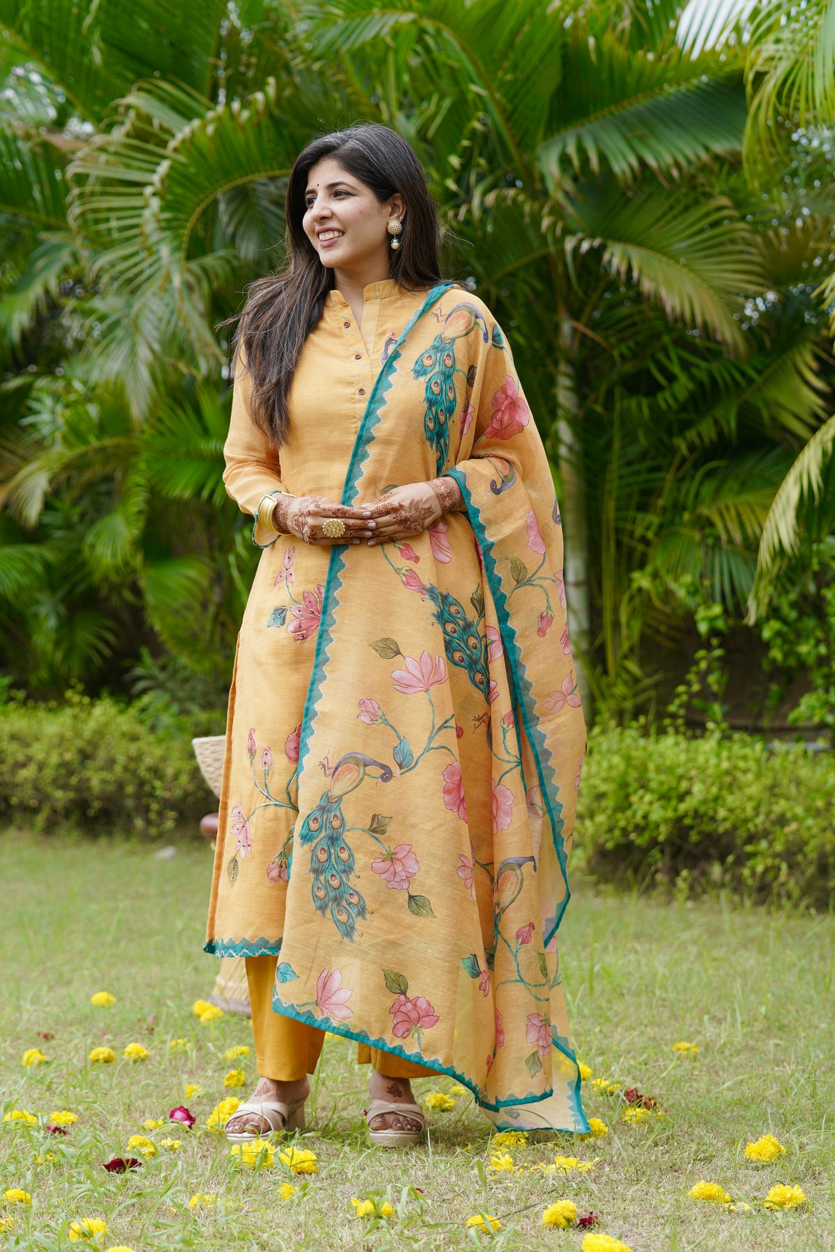 Kusum Kohar Handwork Suit Set
