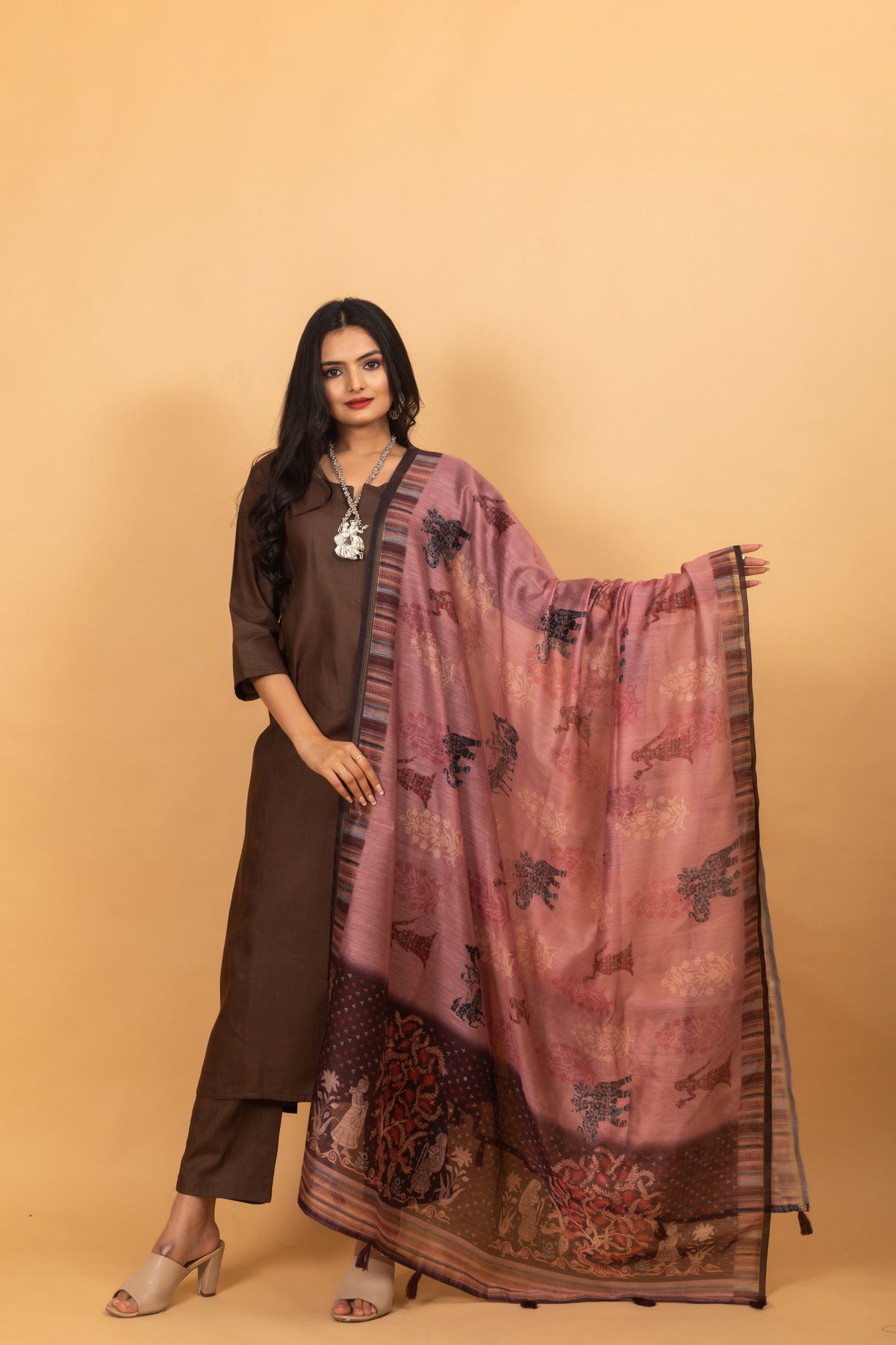 Vaaran Fusion Dupatta-Ekana Label